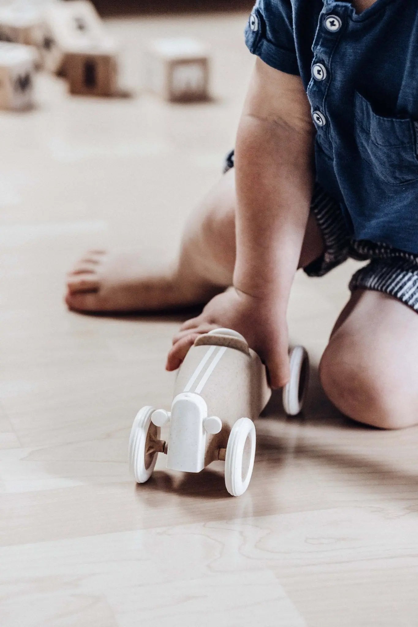 Bolid Grand Prix biały samochód wyścigowy autko zabawka dla dzieci ooh noo - Zabawki z Lasu 