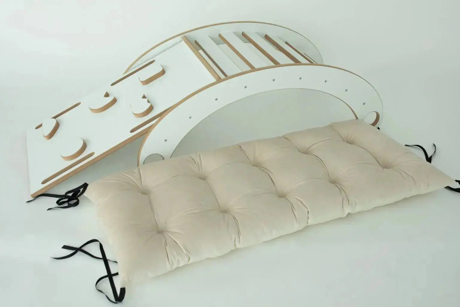 Bujak XL + ścianka wspinaczkowa / zjeżdżalnia + poduszka beżowa - Zabawki z Lasu 