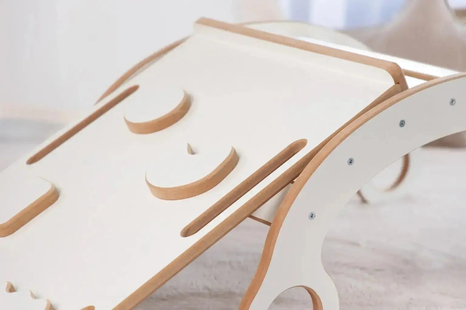 Bujak XL + ścianka wspinaczkowa / zjeżdżalnia + poduszka różowa - Zabawki z Lasu 