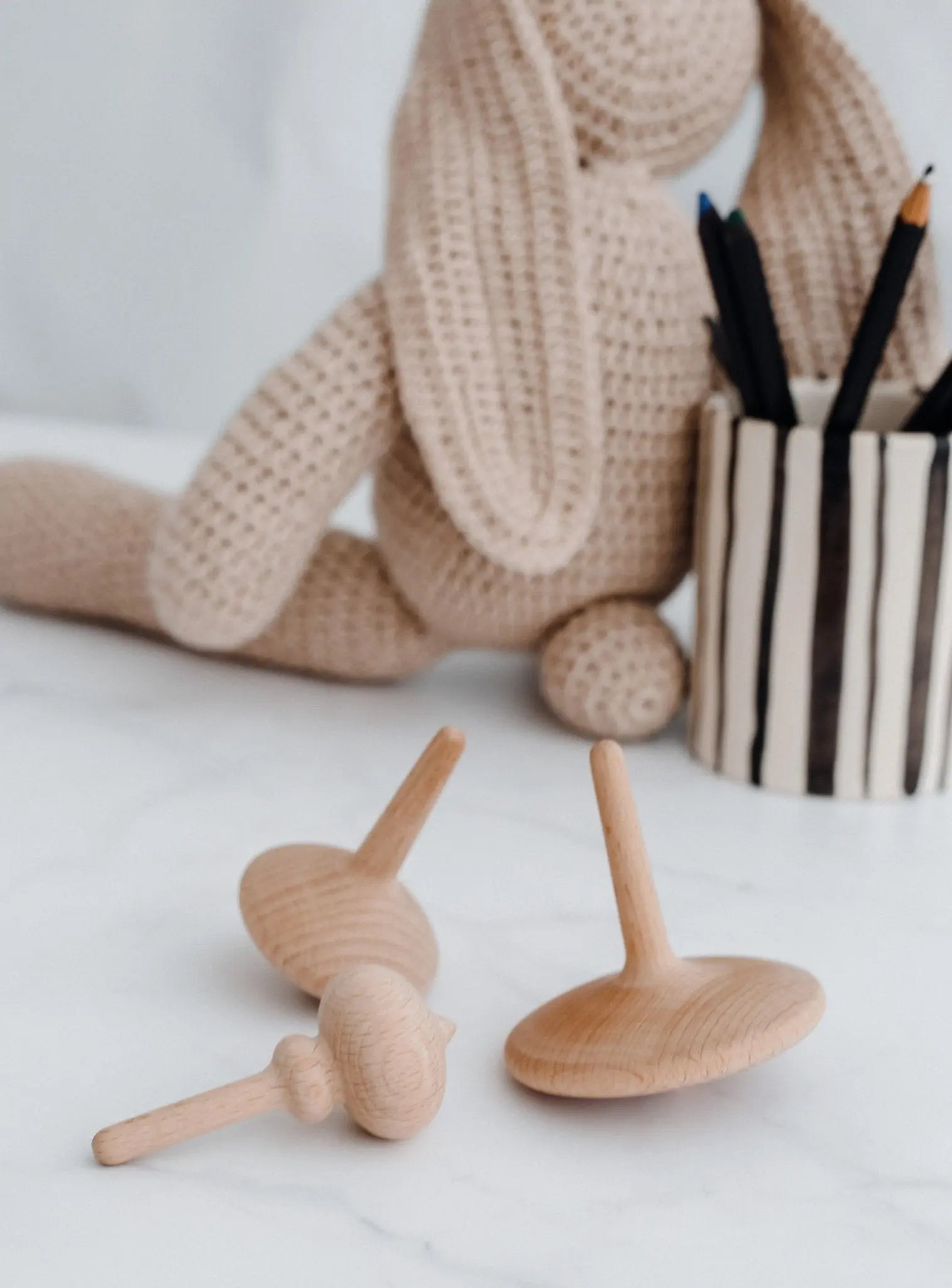 Drewniane bączki zabawka rozwojowa dla dzieci zestaw kręciołki ooh noo - Zabawki z Lasu 