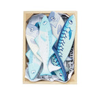 Drewniane ryby w skrzynce, zabawka dla dzieci, stragan, sklep Le Toy Van - Zabawki z Lasu 