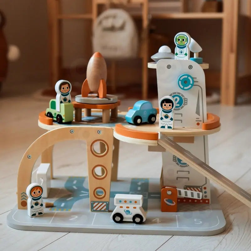 TOOKY TOY Drewniany Kosmiczny Parking  Stacja Kosmiczna