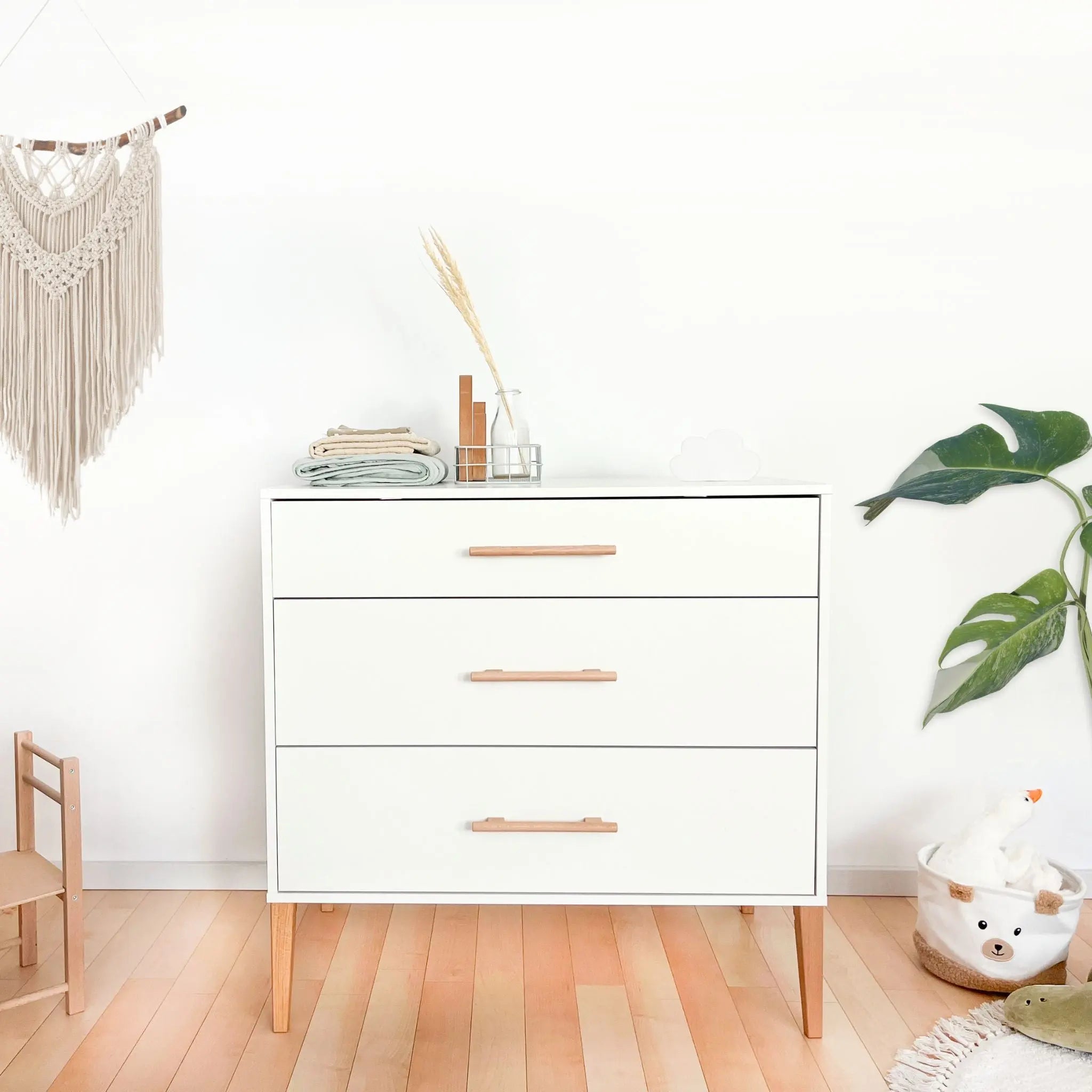 Komoda z przewijakiem ILA biała/szara - Zabawki z Lasu 