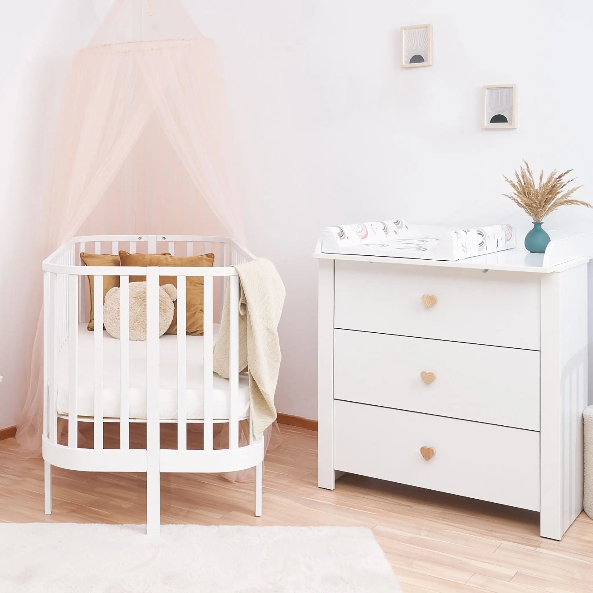 LITTLE HEART biała komoda z przewijakiem - Zabawki z Lasu 