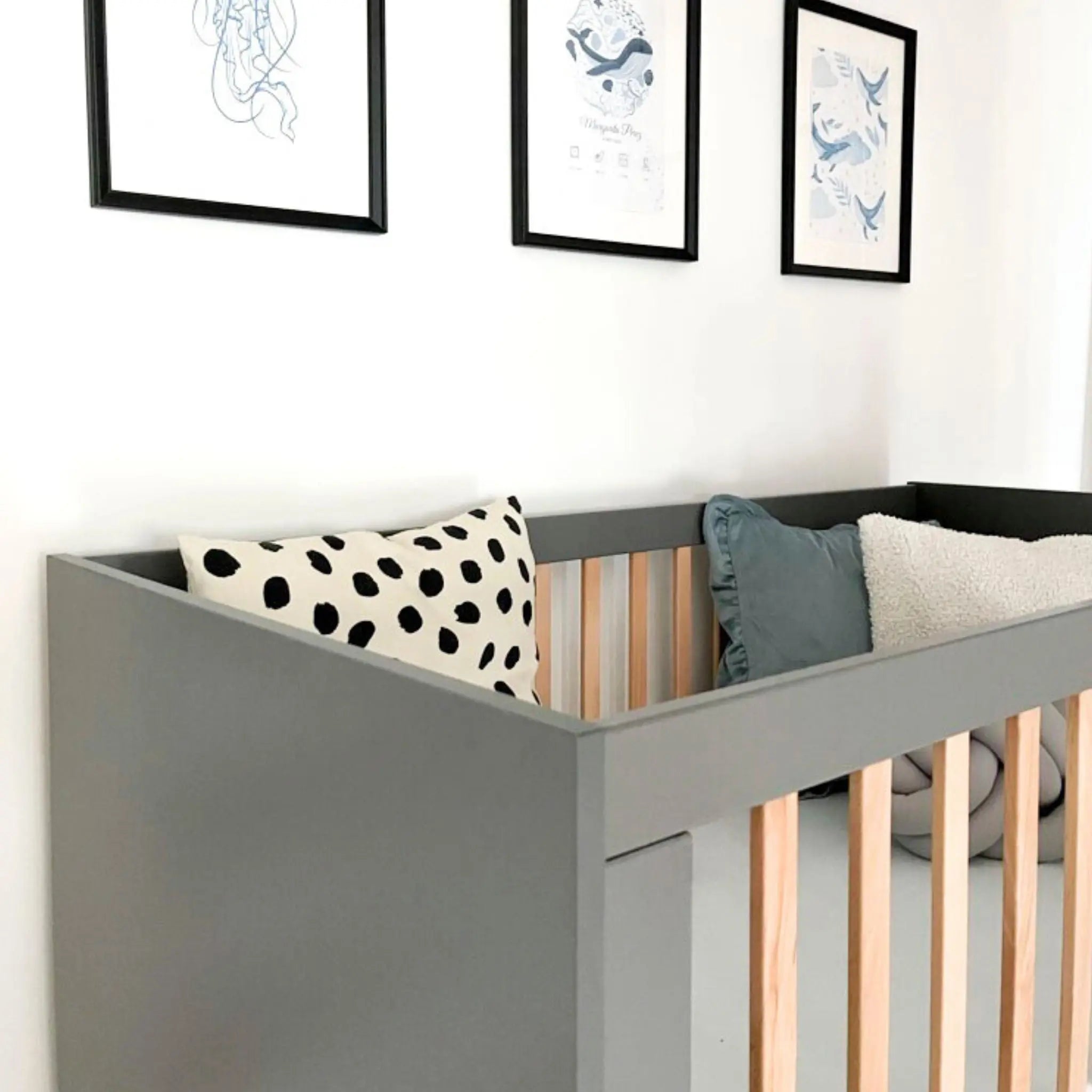 Łóżeczko niemowlęce 120x60 ILA - Zabawki z Lasu 