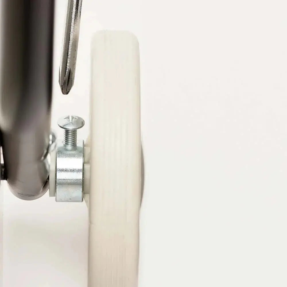 Niebieski drewniany chodzik pchacz, do nauki chodzenia, dla dzieci, Micki - Zabawki z Lasu 