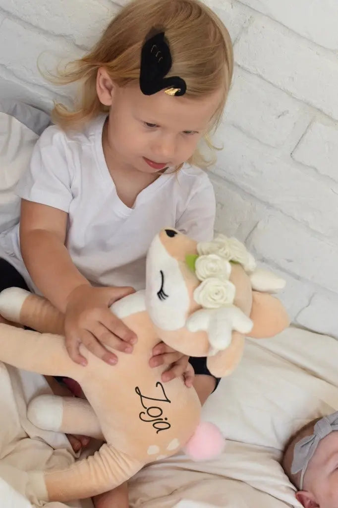 Pluszowa Sarenka z kremowym wianuszkiem Melootka