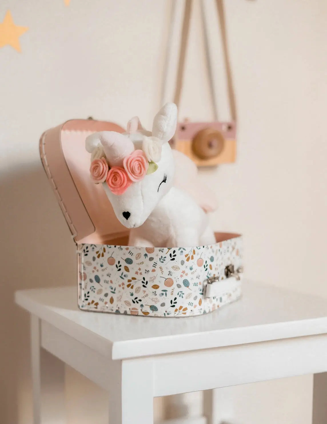 Pluszowy Jednorożec z wianuszkiem rozmiar M – Biały Melootka