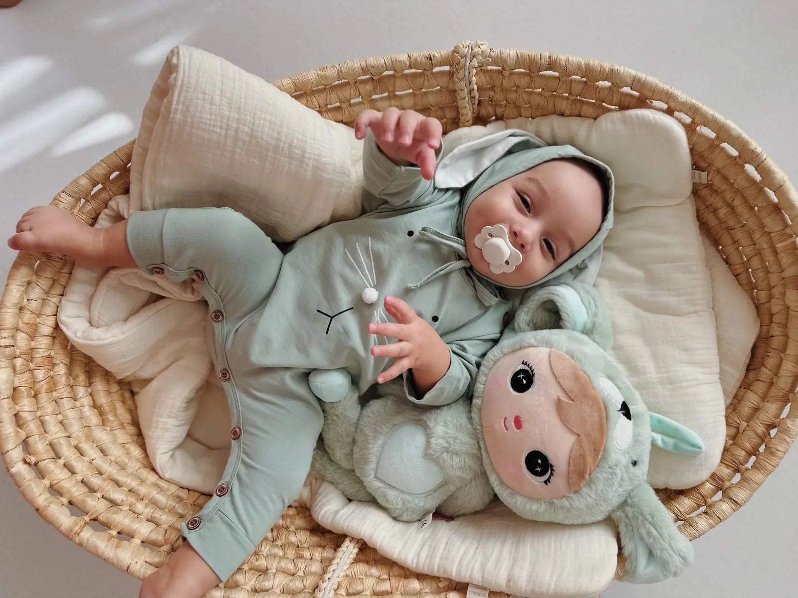 Szałwiowy Królik 50cm Metoo metoodoll