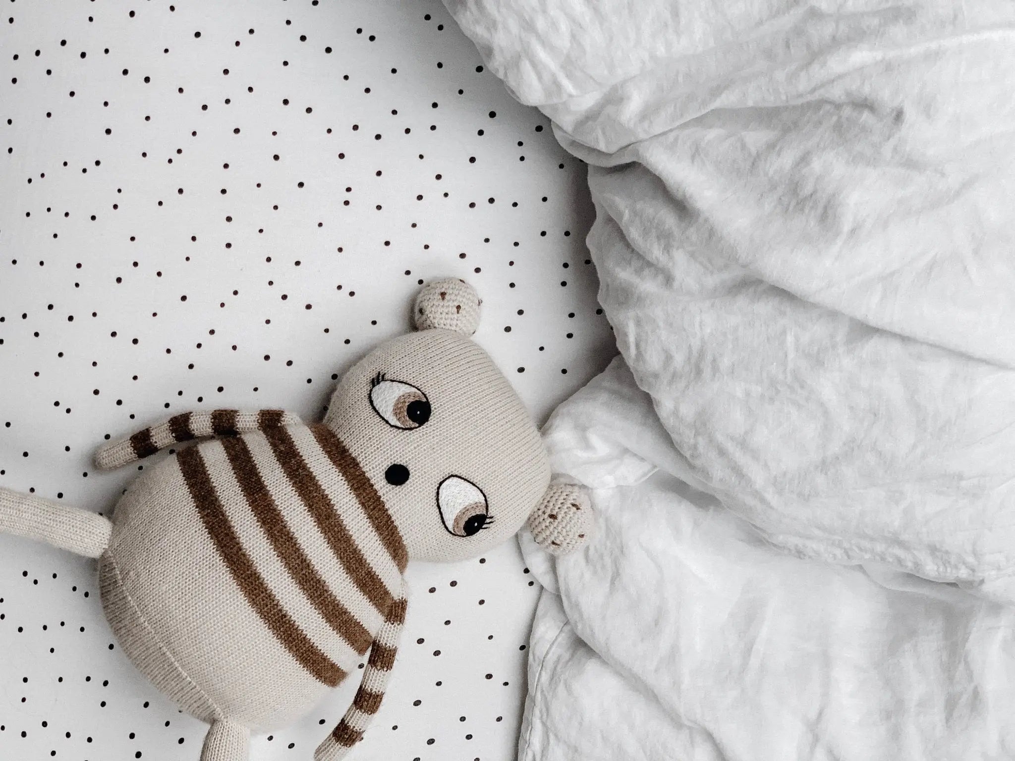 Wełniana lalka Side-Eye-Sophie zabawka maskotka dla dzieci pluszaki ooh noo - Zabawki z Lasu 